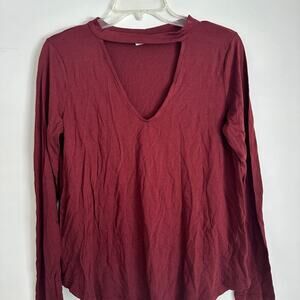 LUSH women’s small Burgandy long sleeve, v-neck, tee shirt